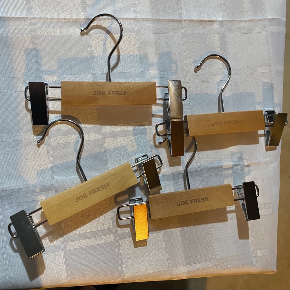Set of 4 Joe fresh toddler hangers